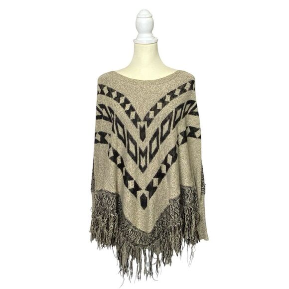 Maurices Sweaters - Maurices Boho Southwestern Knit Pancho Shawl W/ Fringe Sweater Women's Size L/XL